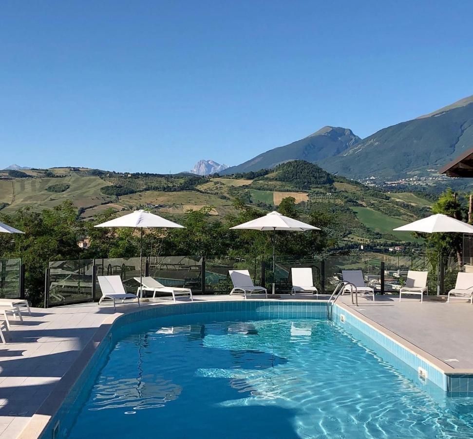 Hotel Il Poggio Ascoli Piceno Esterno foto