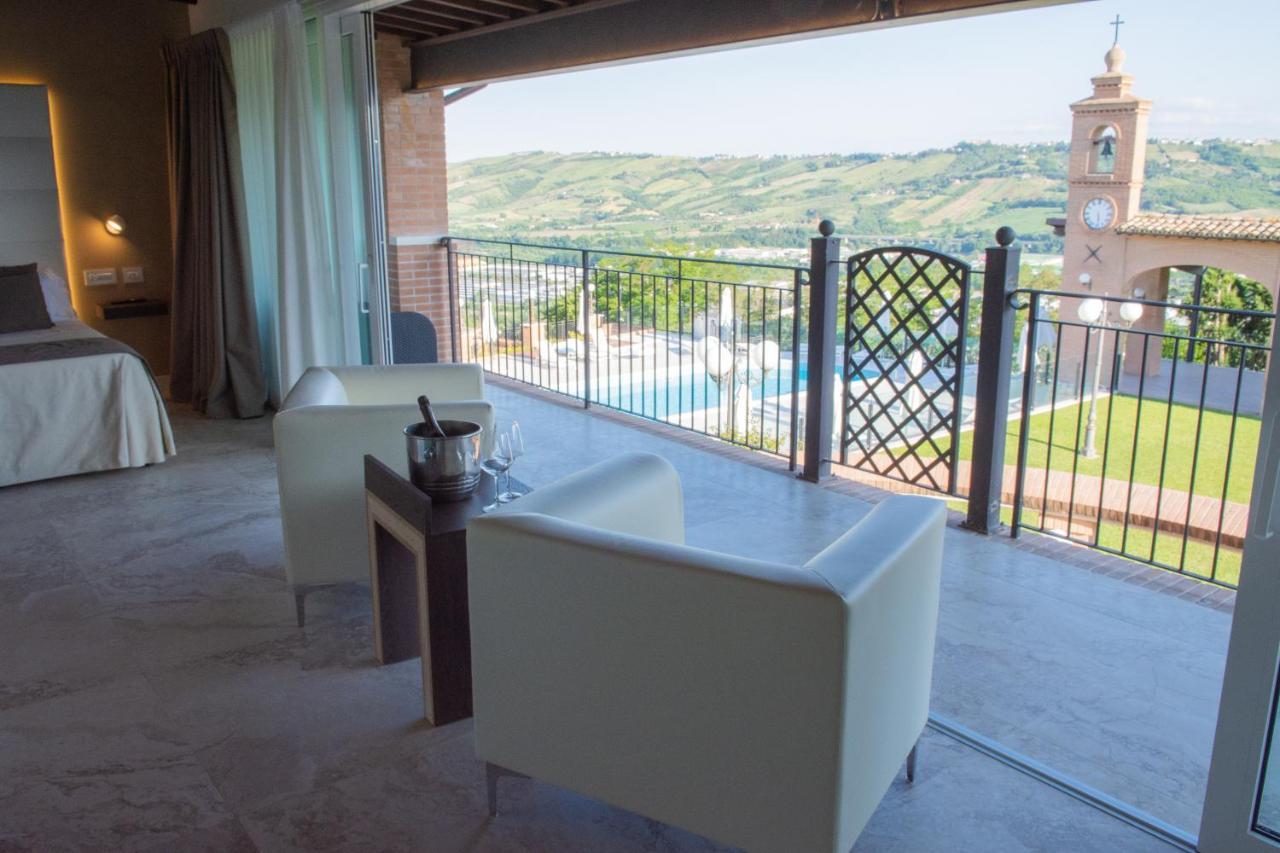 Hotel Il Poggio Ascoli Piceno Esterno foto