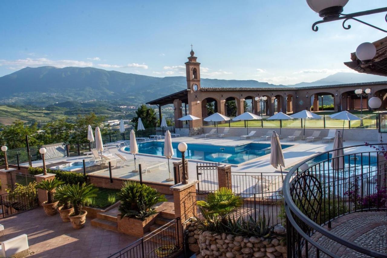 Hotel Il Poggio Ascoli Piceno Esterno foto