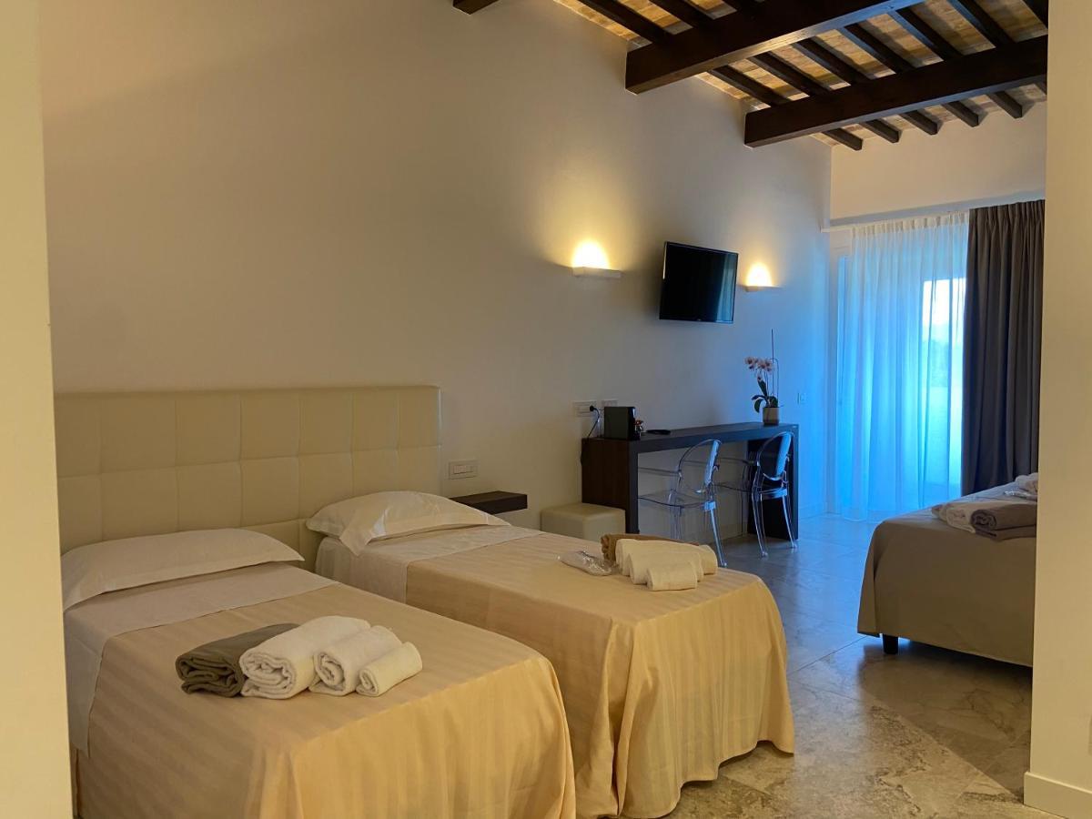 Hotel Il Poggio Ascoli Piceno Esterno foto
