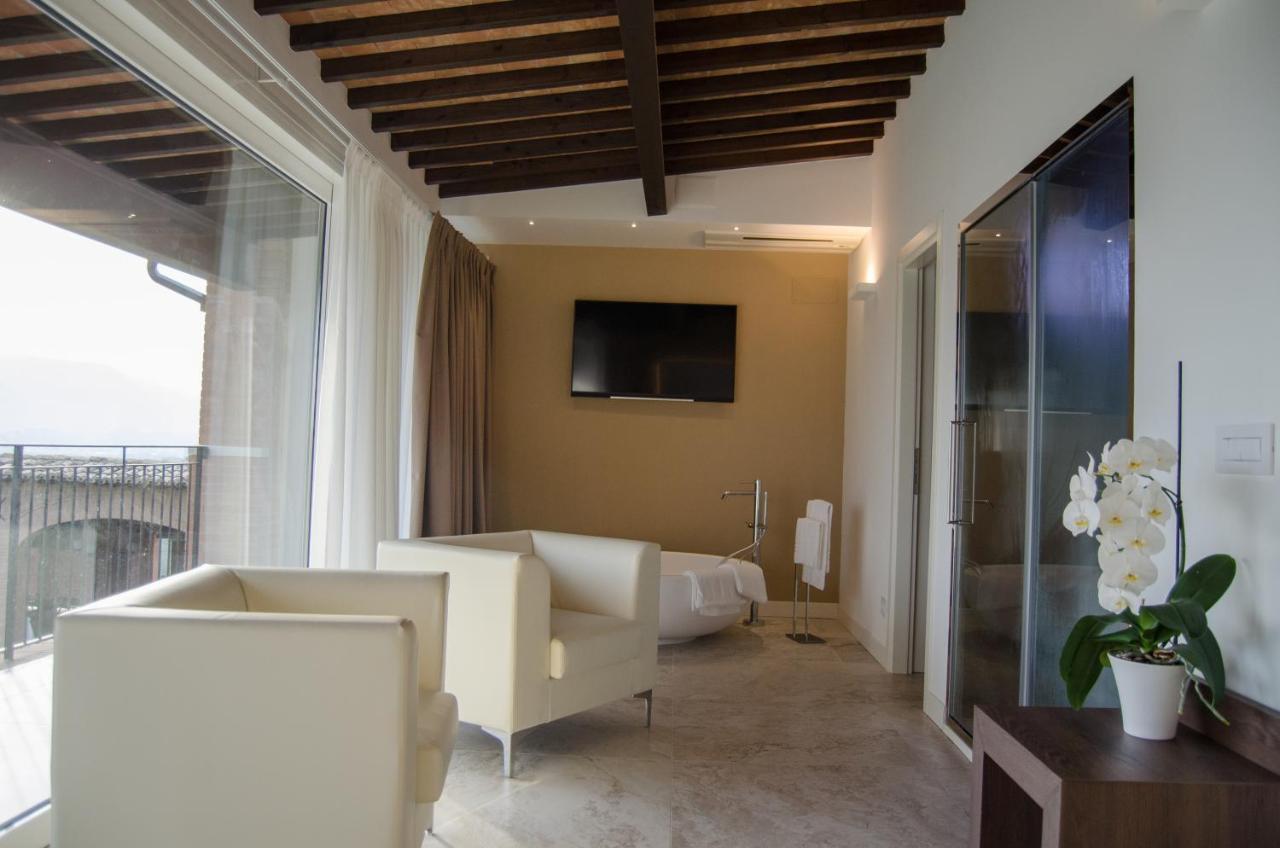 Hotel Il Poggio Ascoli Piceno Esterno foto